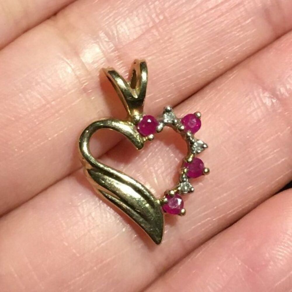 Solid 10k Yellow Gold Genuine Ruby Diamond Heart … - image 1